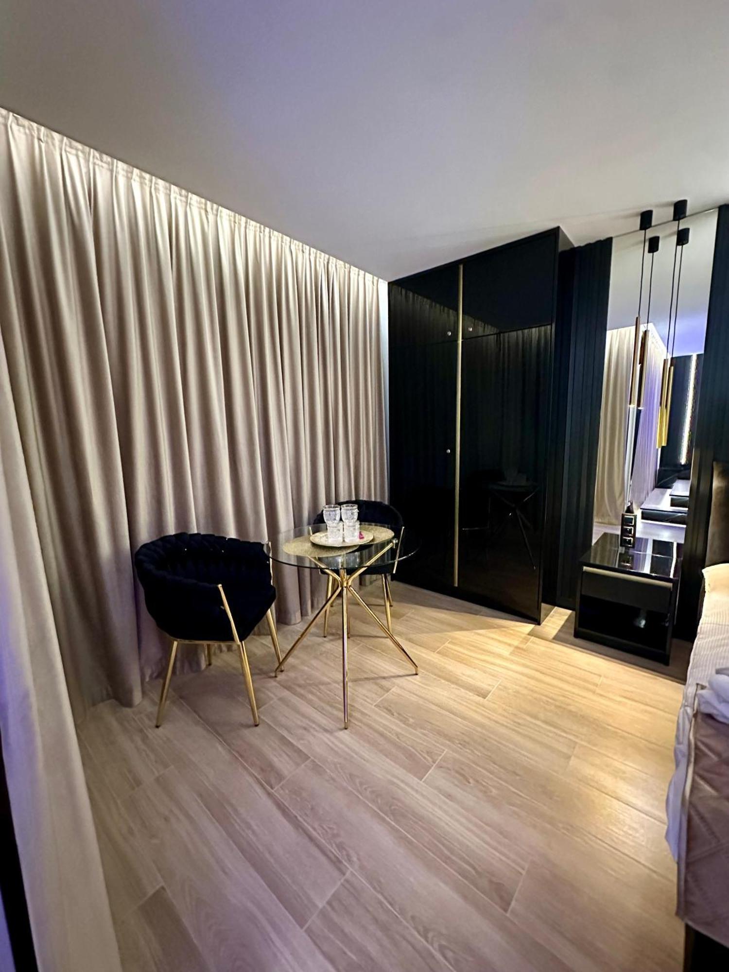 Masarska 6 Vip Apartamenty Jacuzzi Cracovia Exterior foto